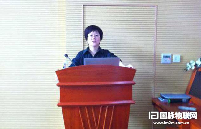 北京玉祥集团互联信息顾问有限公司总经理郑爱军受邀参加典礼仪式，并作"新媒体与网站发展新趋势"专题培训
