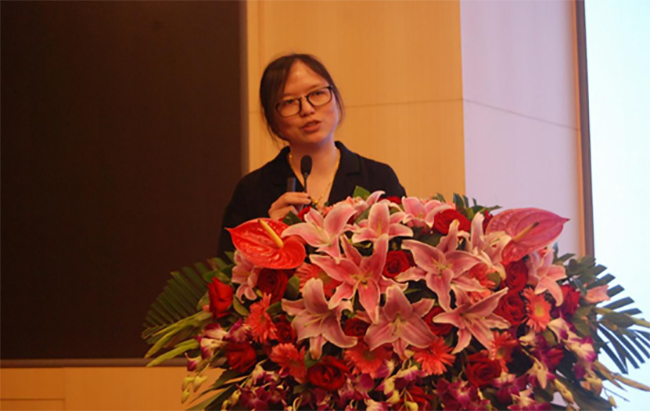 玉祥集团海洋常务副总经理王路燕出席会议并发布了《玉祥集团数据基因3.0产品》