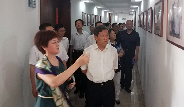 浙江省政协调研组莅临舟山玉祥集团考察